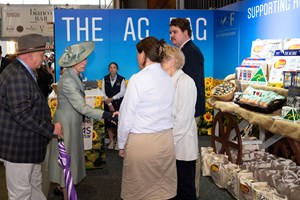 澳大利亚制造的AG包在复活节节目中取得了“皇家”的成功